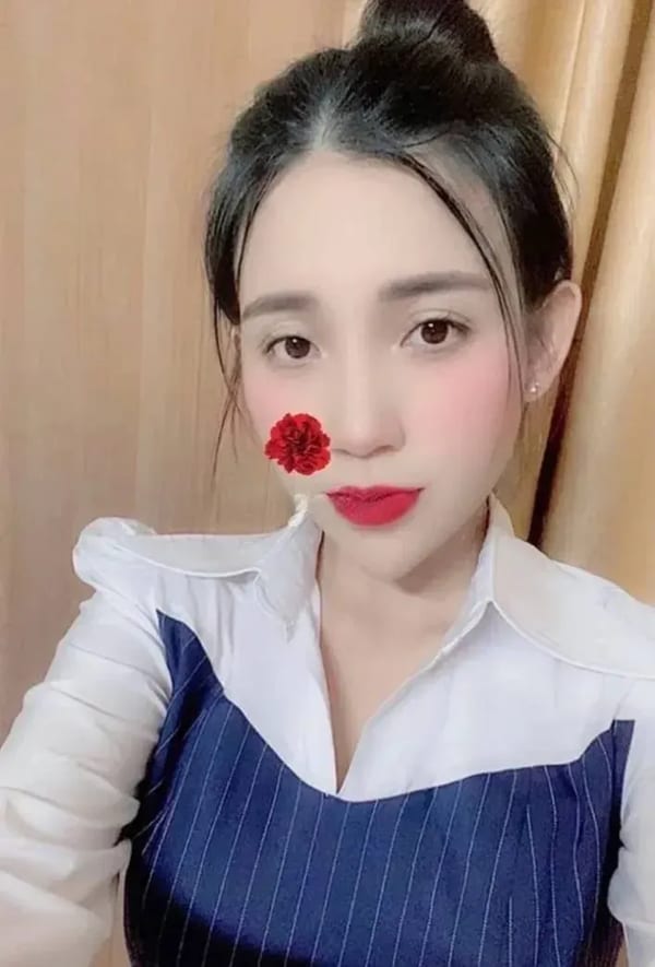 KIM ANH GIRL VĂN PHÒNG XINH XẮN VÚ TO MÔNG MẨY CỰC DÂM PHỤC VỤ NHIỆT TÌNH ĐẮM SAY 